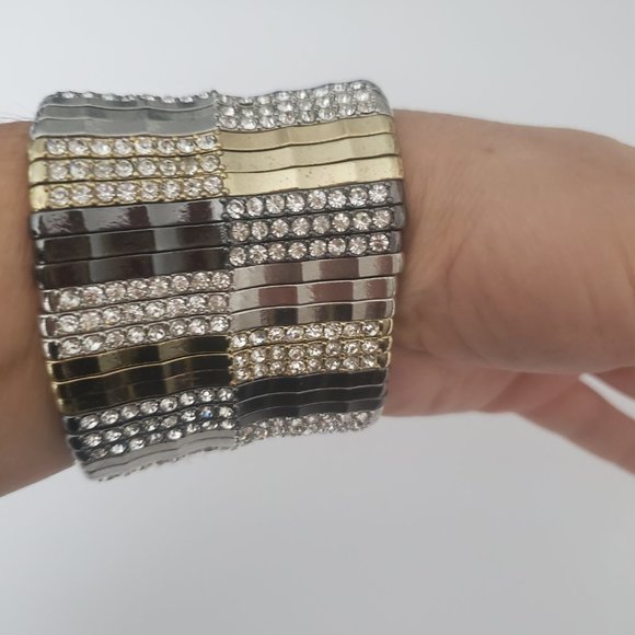 Gorgeous Mixed Metal Stretch Cuff Bracelet Rhinestones Romantic Goth whimsigoth - Picture 4 of 4